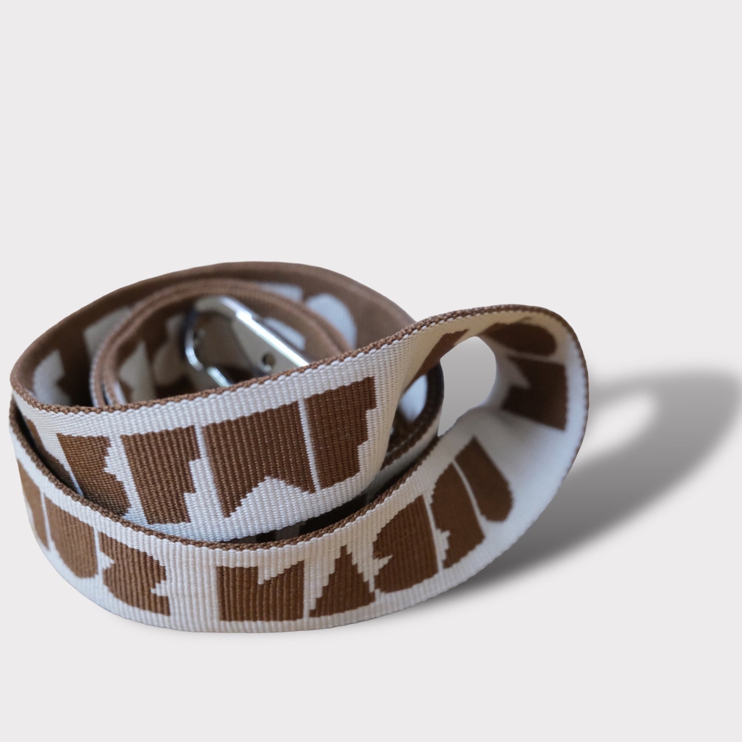 KEYCHAIN PEÓN x URBAN SUPREME
