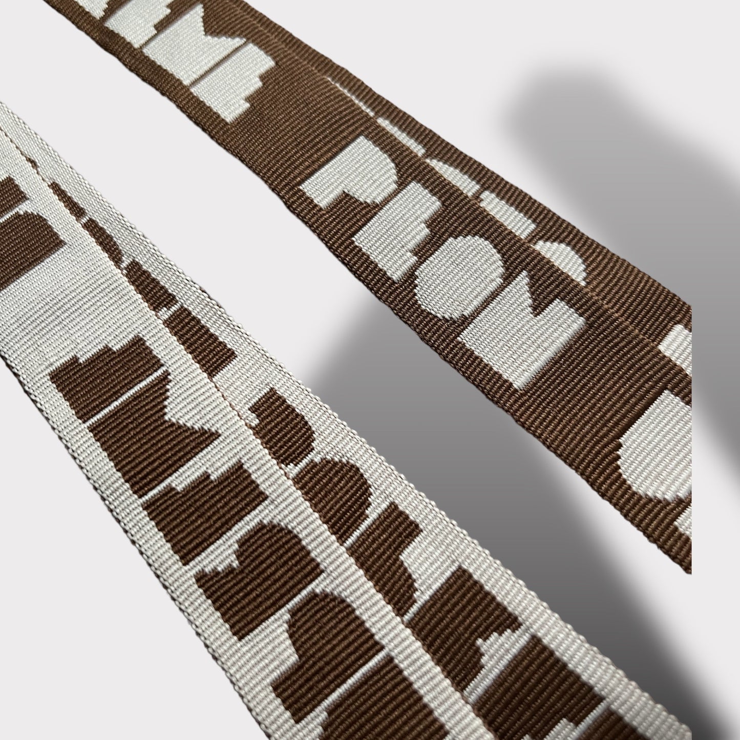 KEYCHAIN PEÓN x URBAN SUPREME