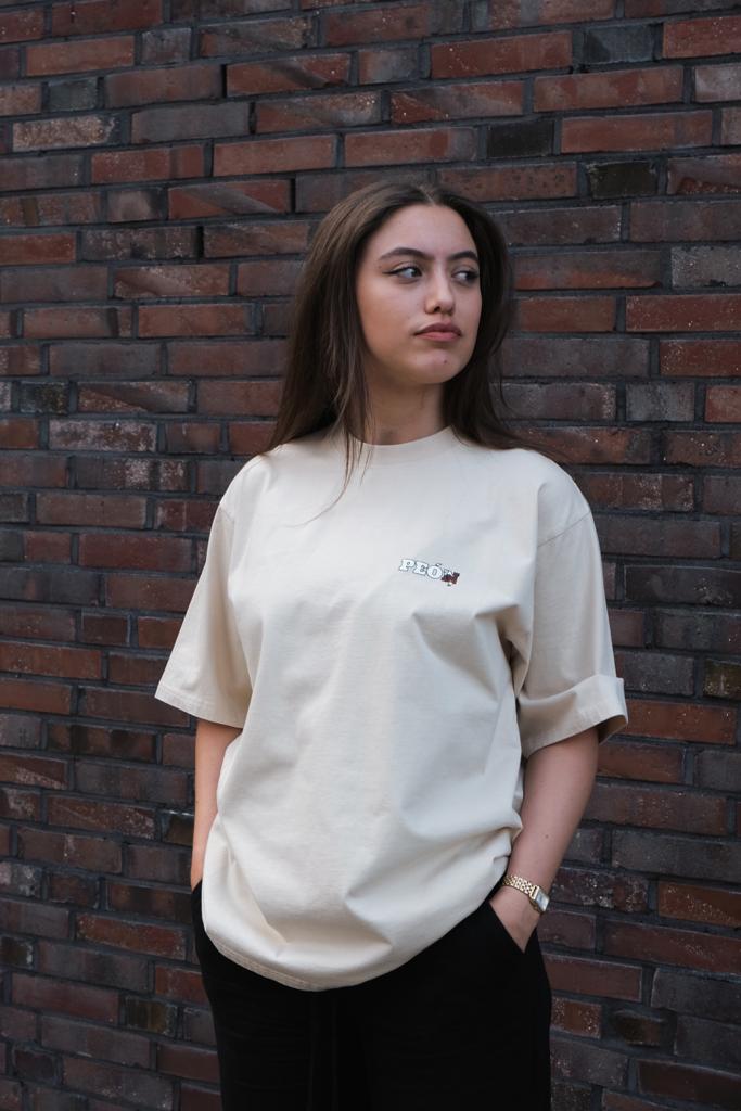 T-SHIRT PEÓN x APARTMENT25
