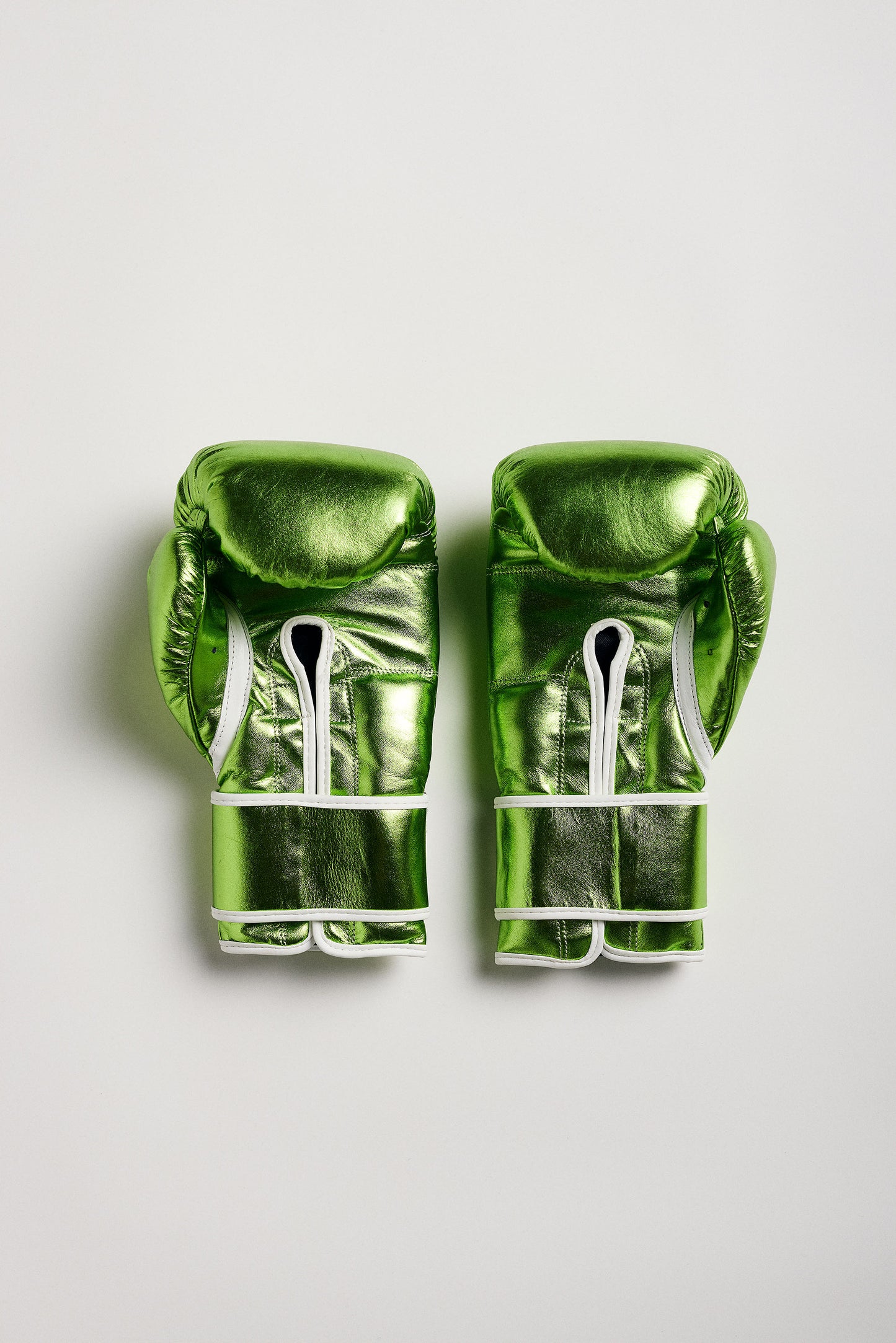 BOXING GLOVES GREEN